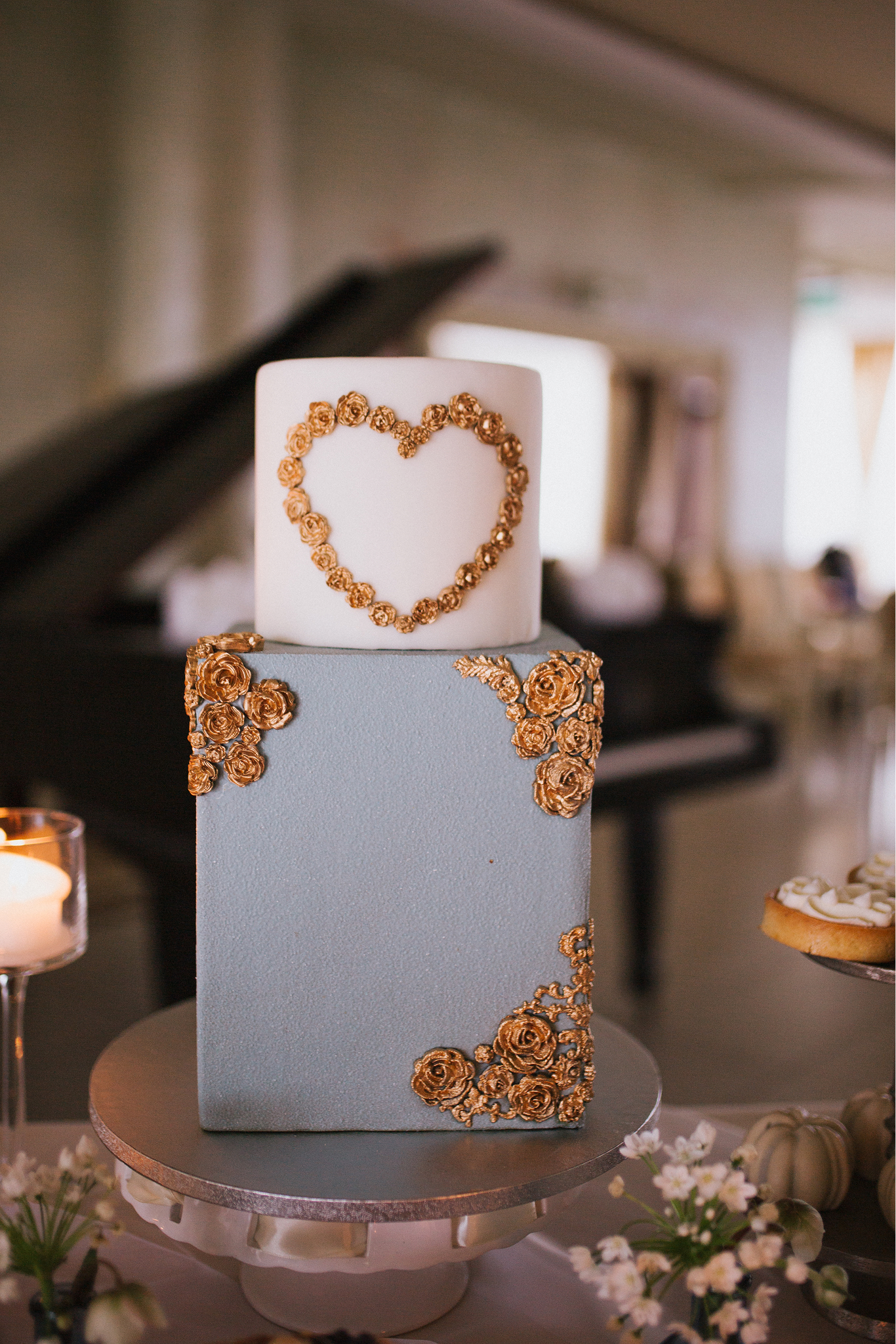 Tort weselny glamour