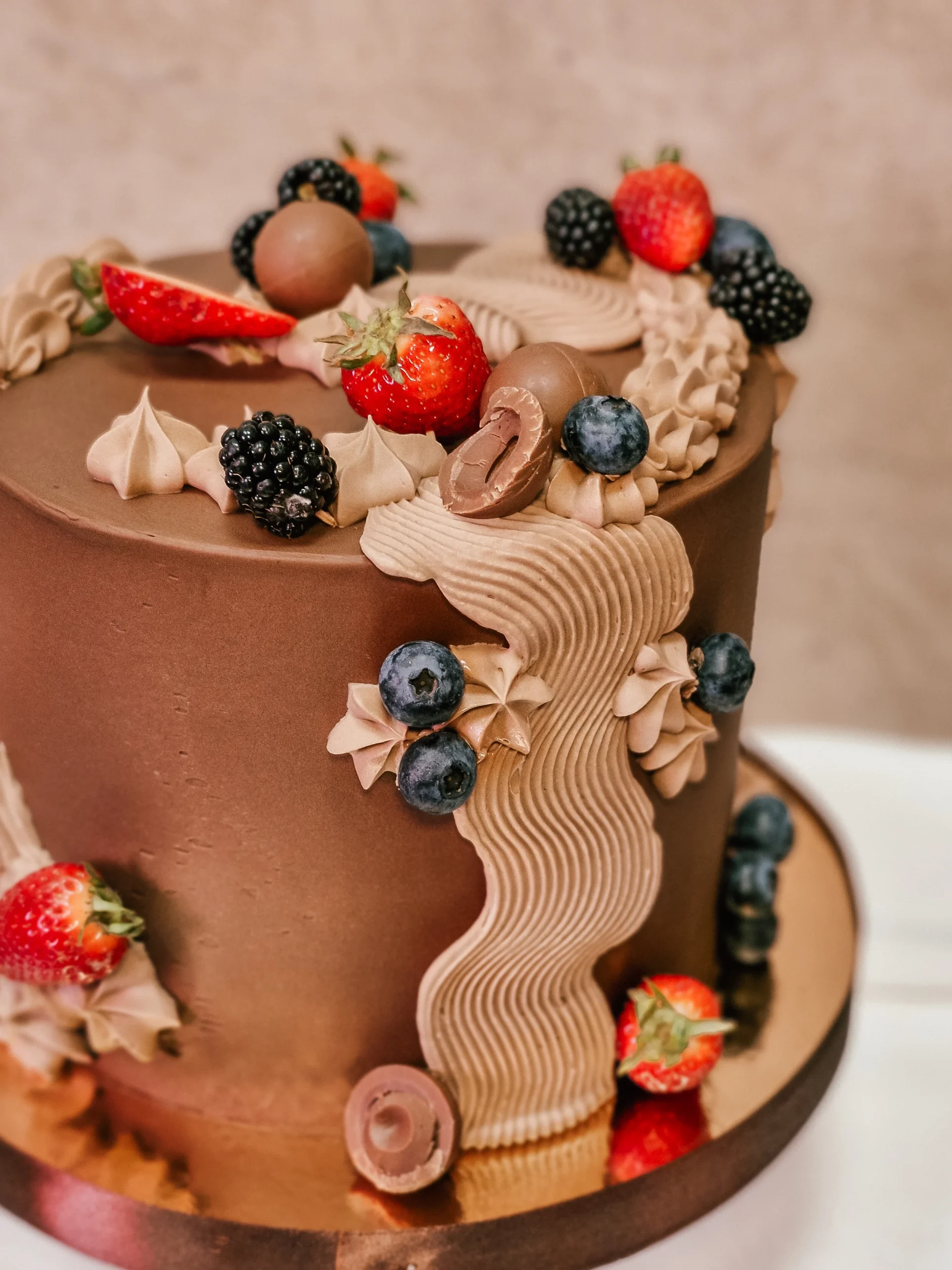 ribbon-cake-detail